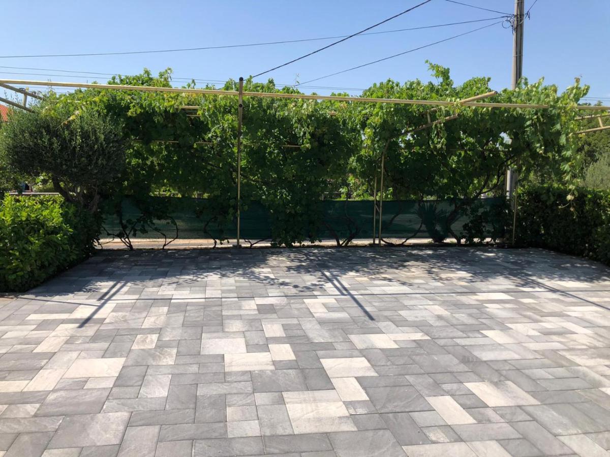 Lucija Apartments Vrh  Luaran gambar