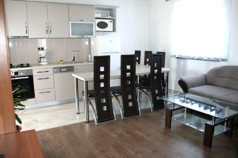 Lucija Apartments Vrh  Luaran gambar