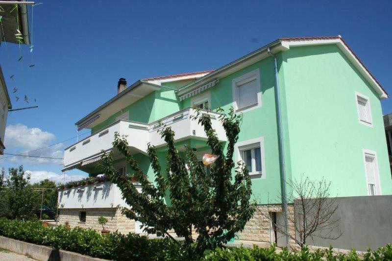 Lucija Apartments Vrh  Luaran gambar